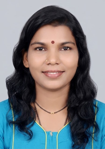 Seema Dakoliya - Part time Cleaner and Cook and Patient Care and Elderly Care and Baby Sitter in Mankhurd in Mumbai